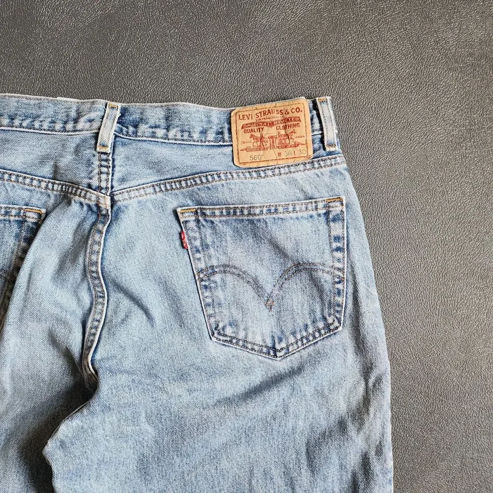 Vintage Levi's 560 Baggy Comfort Fit Blue Denim Jeans 36x30